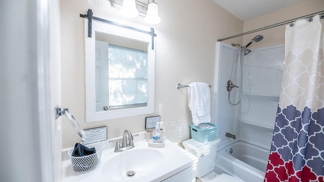 2186 Spoleto Ln, North Charleston, SC 29406 - full bath featuring vanity and shower / bath combination with curtain