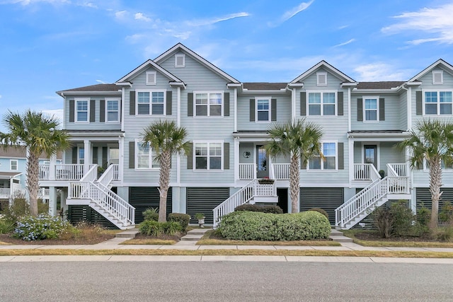 view of front of house featuring a porch