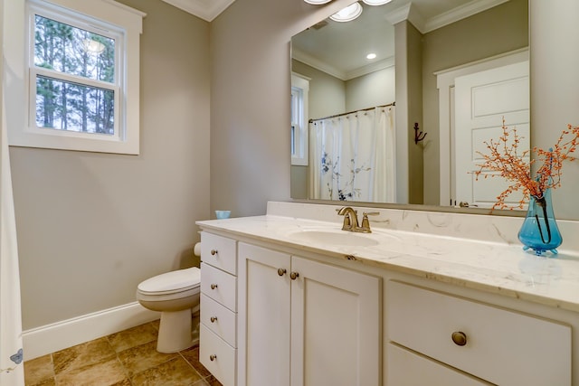 full bathroom with toilet, ornamental molding, a shower with shower curtain, baseboards, and vanity