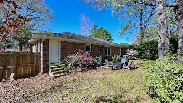 2636 Elissa Dr, Charleston, SC 29414 - back of property with brick siding and entry steps