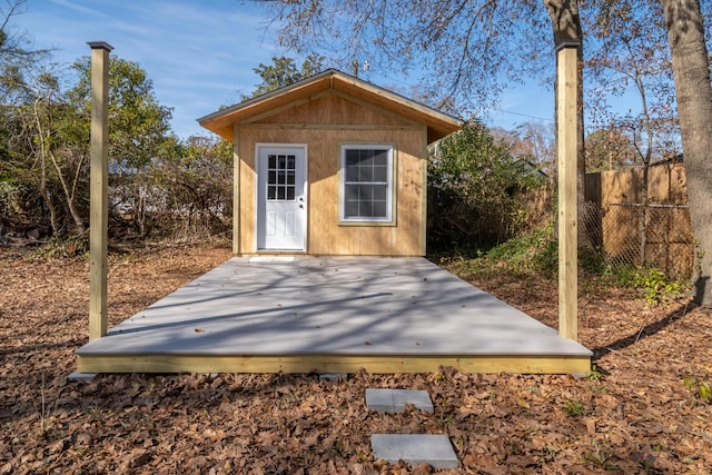 view of outbuilding