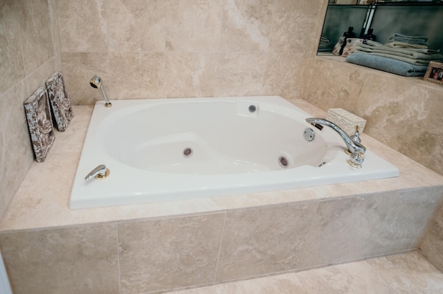 2860 Old Drake Dr, Johns Island, SC 29455 - bathroom with tiled tub