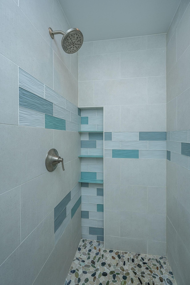 802 Robert E Lee Blvd, Charleston, SC 29412 - full bathroom with tiled shower