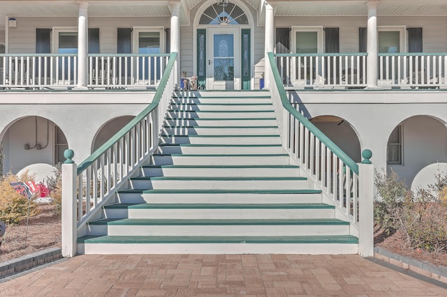 property entrance with a porch