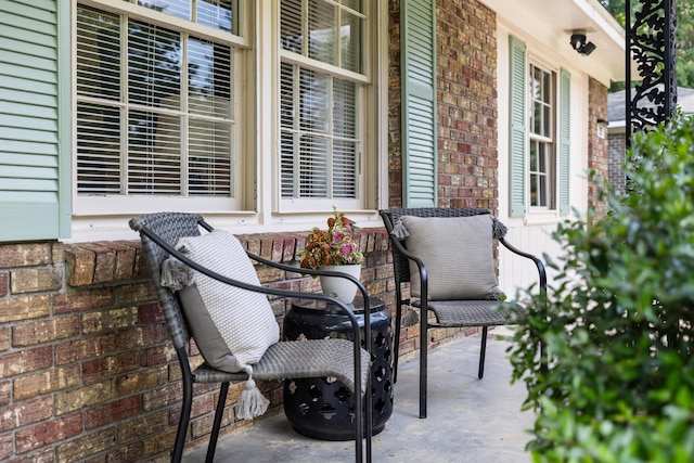 305 Forest Cir, Summerville, SC 29483 - view of covered porch