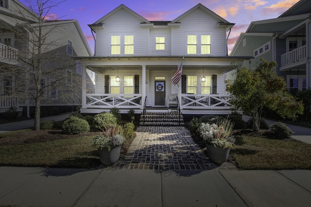 view of front of home featuring a porch