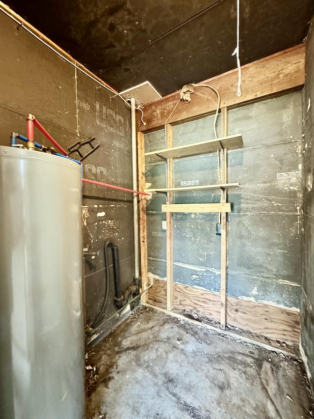 524 Kell Pl, Charleston, SC 29412 - utilities featuring water heater