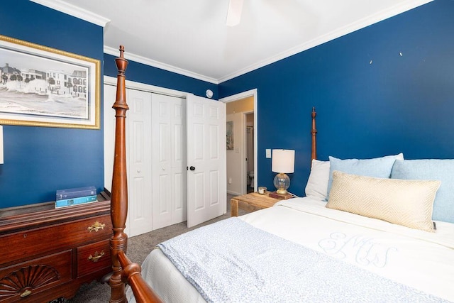 bedroom with ornamental molding, carpet, a closet, and ceiling fan