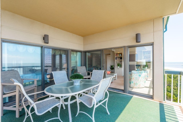 view of sunroom / solarium