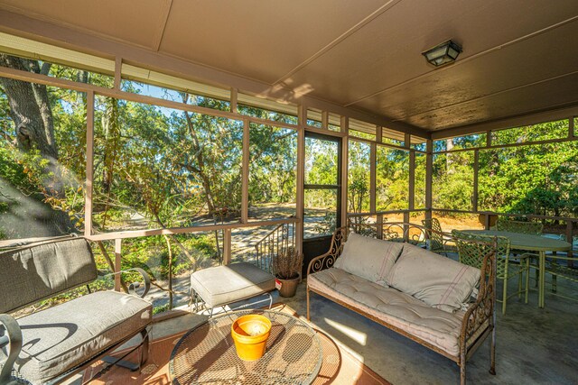 sunroom featuring a healthy amount of sunlight