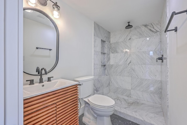 2534 Flamingo Dr, Charleston, SC 29414 - full bathroom featuring toilet, a tile shower, and vanity