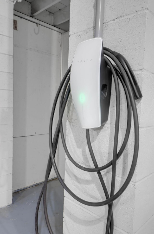 779 Forrest Dr, Charleston, SC 29492 - garage view of car charger