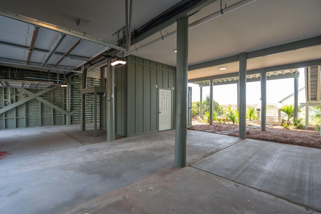 313 E Arctic Ave, Folly Beach, SC 29439 - view of garage