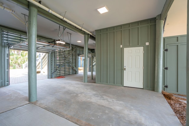 313 E Arctic Ave, Folly Beach, SC 29439 - view of garage