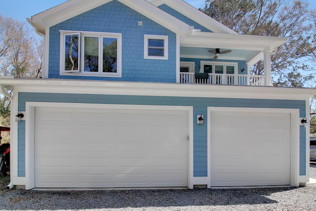 garage featuring a ceiling fan