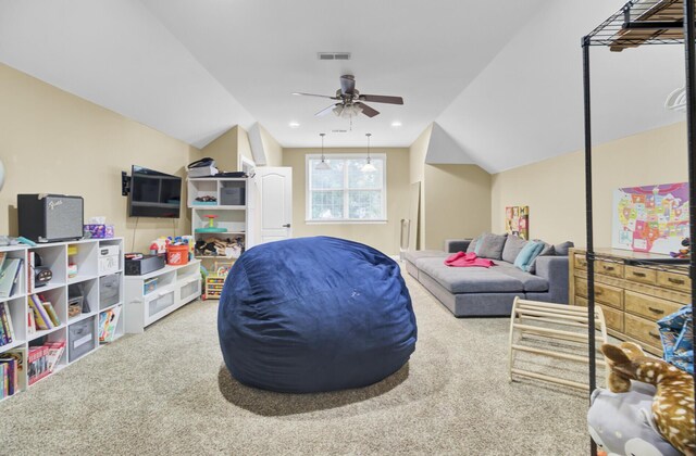 living area featuring ceiling fan, carpet flooring, and recessed lighting