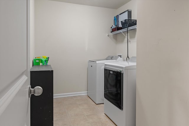 364 Deep River Rd, Summerville, SC 29486 - washroom featuring baseboards, laundry area, and washer and clothes dryer