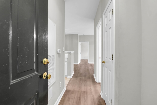 1600 Long Grove Dr Unit 423, Mount Pleasant, SC 29464 - hall featuring wood finished floors and baseboards