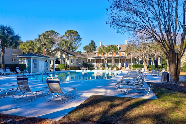1600 Long Grove Dr Unit 423, Mount Pleasant, SC 29464 - community pool with a patio area