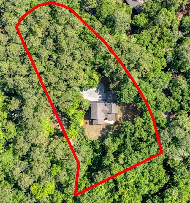 view of subject property with property parcel outlined