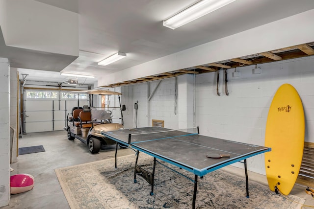 4006 Hartnett Blvd, Isle Of Palms, SC 29451 - game room with concrete flooring and concrete block wall