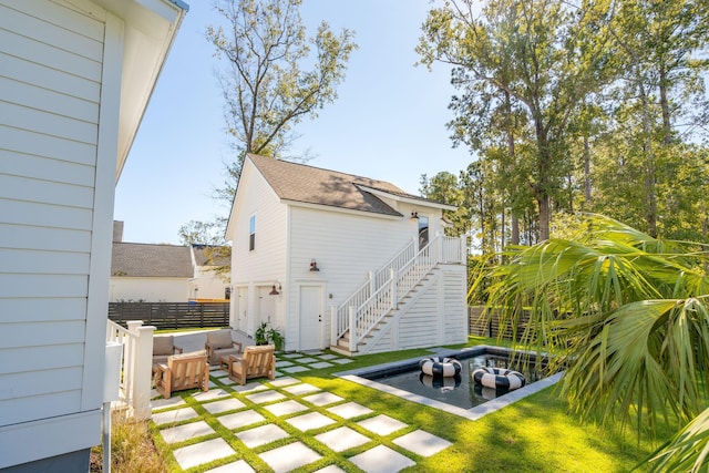 view of yard featuring a patio