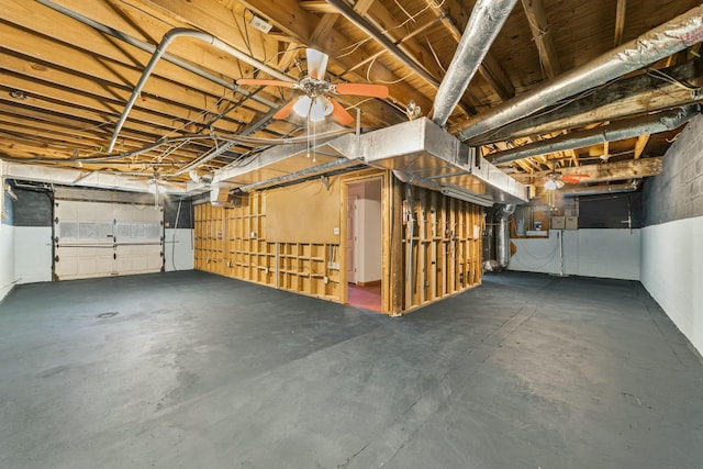 1560 NW Lee Blvd, Orangeburg, SC 29118 - view of garage