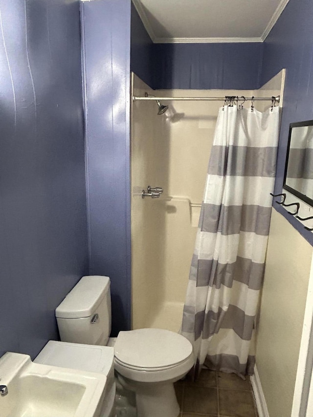 1736 E Ashley Ave, Folly Beach, SC 29439 - full bath featuring toilet, crown molding, tile patterned flooring, curtained shower, and a sink