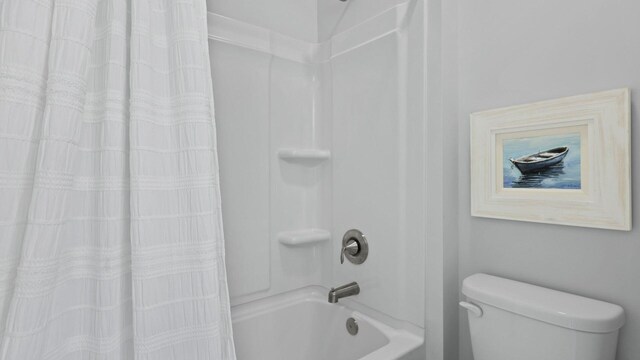 212 Bilge Rd, Ridgeville, SC 29472 - bathroom featuring toilet and shower / tub combo with curtain