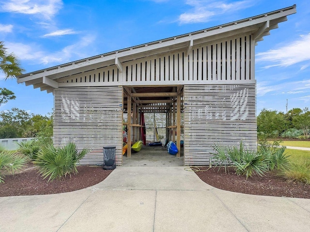 view of entrance to property