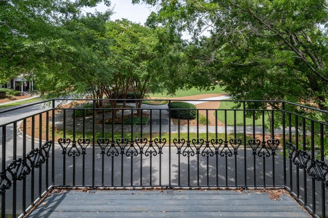 861 Center Park St, Charleston, SC 29492 - view of gate