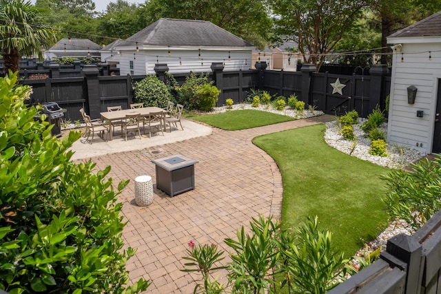 861 Center Park St, Charleston, SC 29492 - view of yard featuring a patio and outdoor dining area