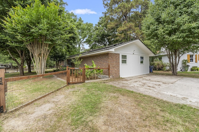 2404 Menola Ave, Charleston, SC 29414 - view of side of property with brick siding