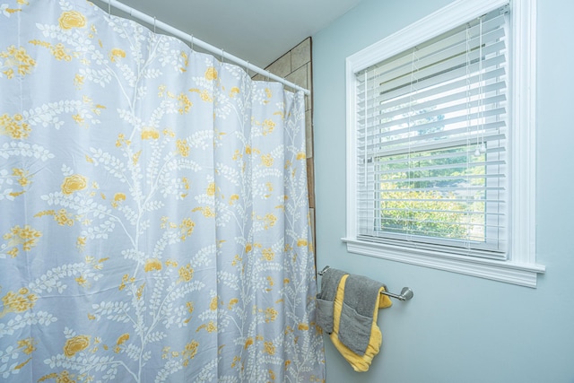 565 Estates Dr, Walterboro, SC 29488 - bathroom with curtained shower