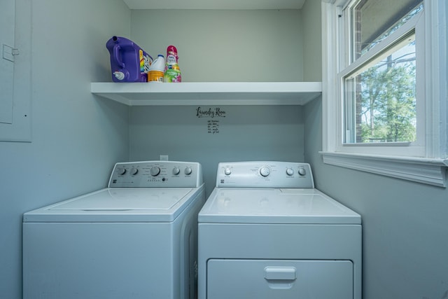 565 Estates Dr, Walterboro, SC 29488 - laundry area featuring washer and dryer and electric panel