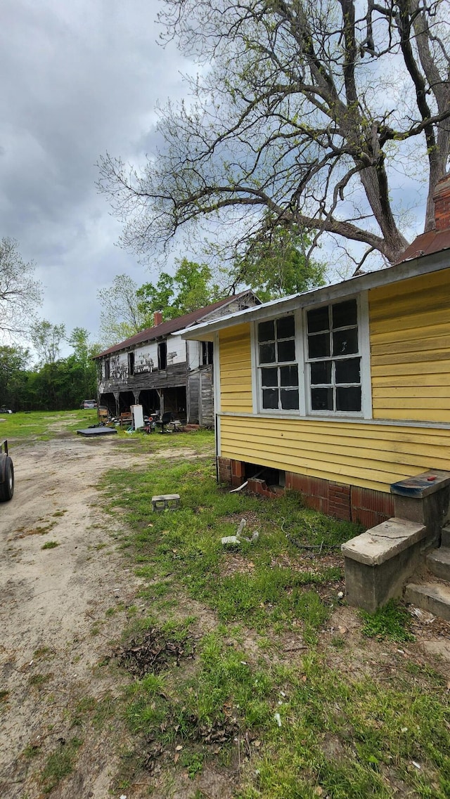 view of home's exterior