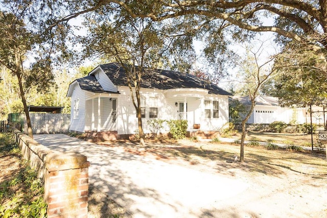 203 Weiters St, Walterboro, SC 29488 - bungalow-style house with covered porch