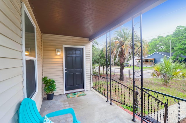 view of patio / terrace with a porch