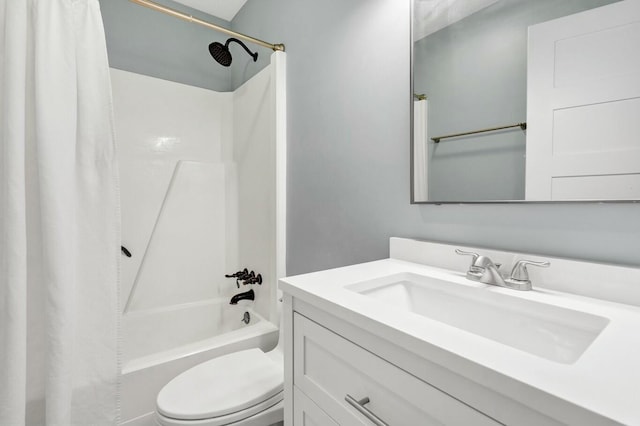818 Club Cottage Ct, Edisto Beach, SC 29438 - full bath with shower / tub combo, vanity, and toilet