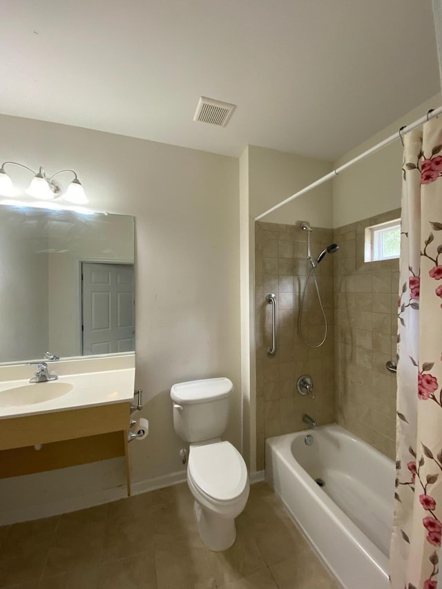 full bathroom with visible vents, shower / bath combo with shower curtain, toilet, tile patterned flooring, and baseboards