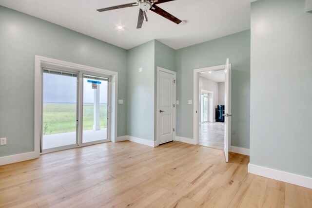 125 Oak Bay Dr, Georgetown, SC 29440 - spare room featuring ceiling fan, plenty of natural light, and light wood-type flooring