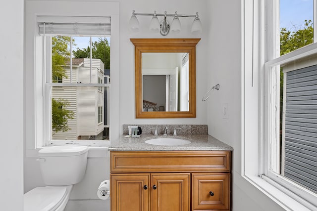 170 Spring St, Charleston, SC 29403 - half bath with toilet and vanity