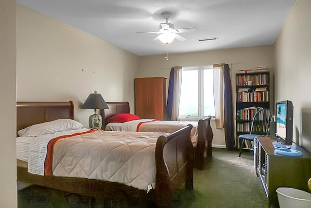 bedroom featuring carpet flooring and ceiling fan