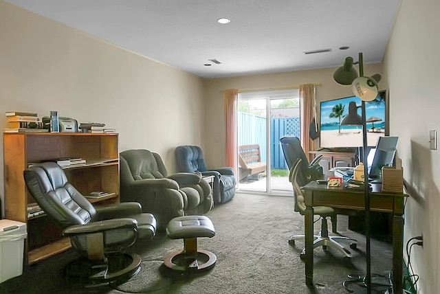 sitting room with carpet