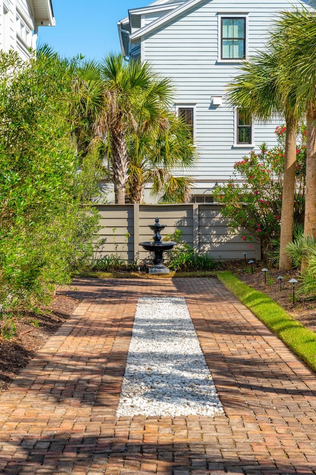 301 Center St, Mount Pleasant, SC 29464