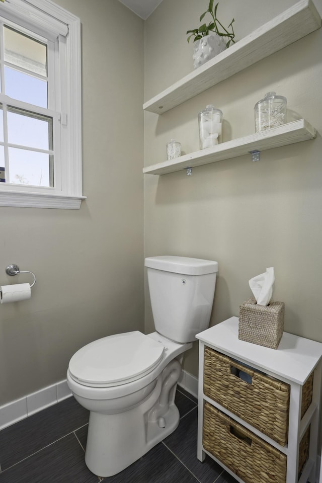 bathroom featuring toilet