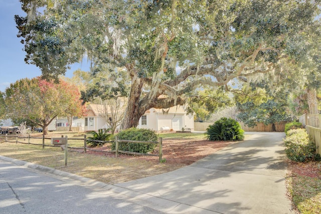 view of front of house