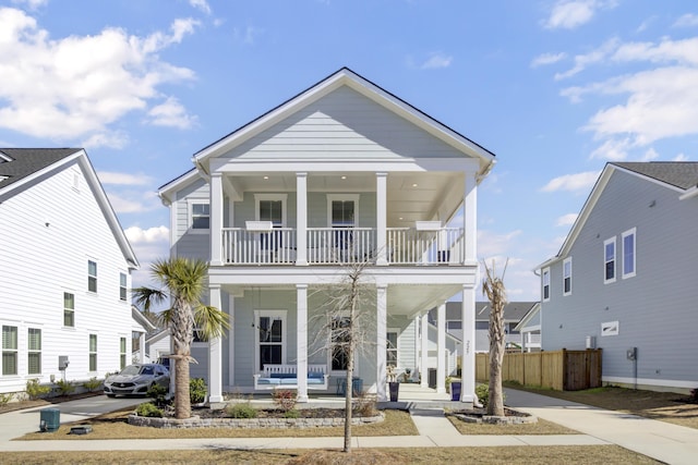 view of front of house featuring a porch and driveway