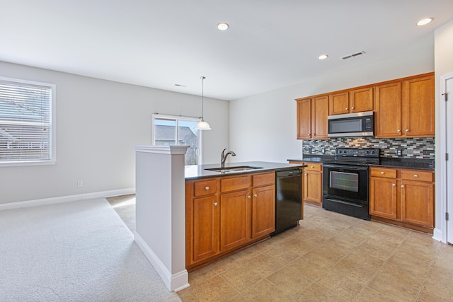 kitchen featuring baseboards, dark countertops, a sink, black appliances, and backsplash