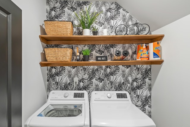 627 Macintyre Cir, Summerville, SC 29486 - laundry area featuring washing machine and dryer